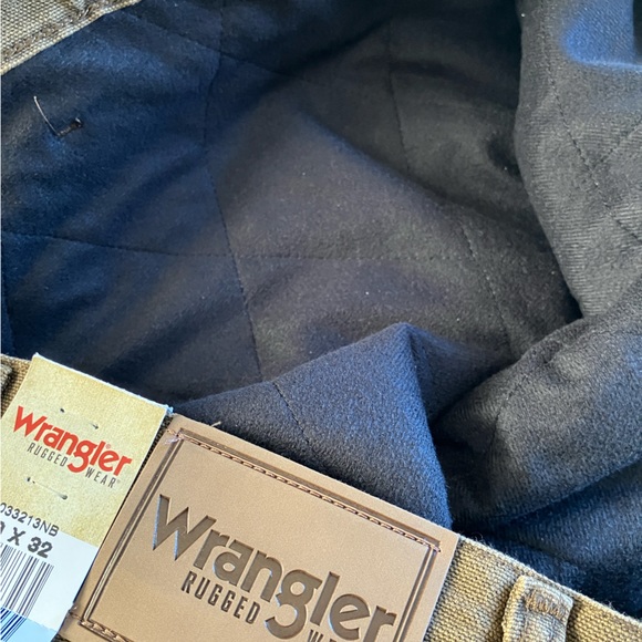 WRANGLER RUGGED WEAR® THERMAL JEAN IN NIGHT BROWN, 48 X 32, relaxed fit - Picture 5 of 6